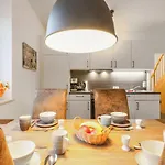 Reetdachhausschilf-idyll Tatil Evi